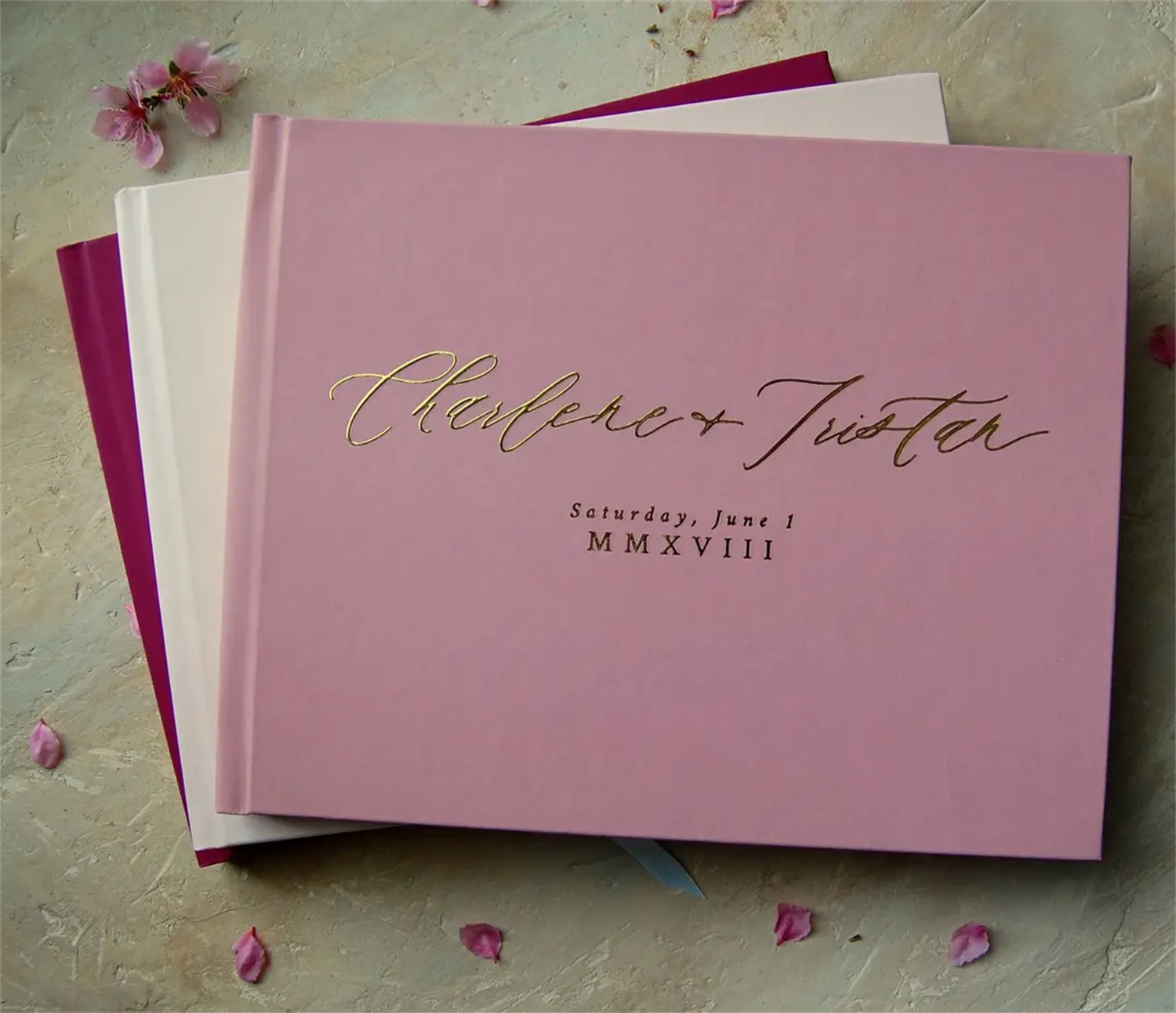 Custom Elegant Wedding Guest B - Custom Photo Book 리뷰 및 가격